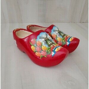 WOODEN DUTCH CLOGS SHOES HOLLAND RED WINDMILL TULIPS 19cm